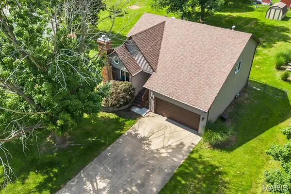 7342 W Main ST, Maryville, IL 62062