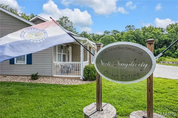 1011 Schieffers Branch RD, Hermann, MO 65041