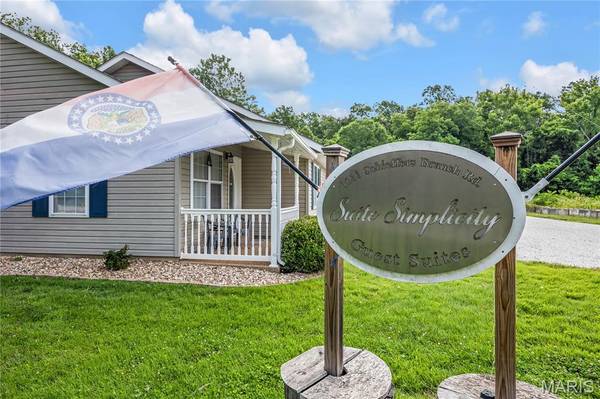 1011 Schieffers Branch RD, Hermann, MO 65041