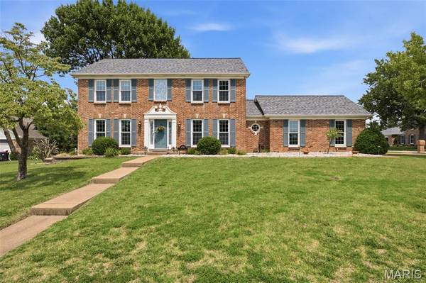 4701 Idecker PL, St Louis, MO 63129