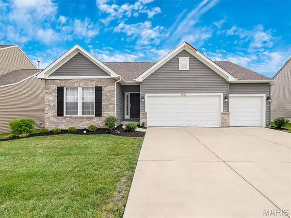 1007 Wyndgate Meadows CT, Lake St Louis, MO 63367