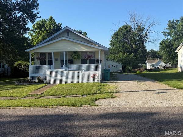 320 Pine ST, Sullivan, MO 63080