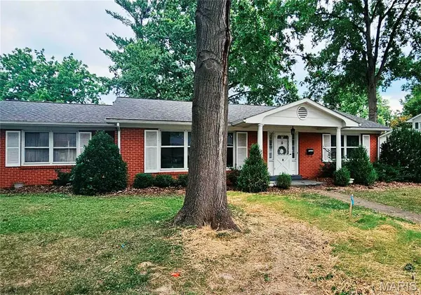 8 Friendship CT, Troy, MO 63379