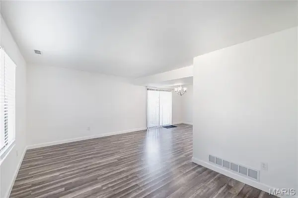 13 Dixons CT #B, O'fallon, MO 63366
