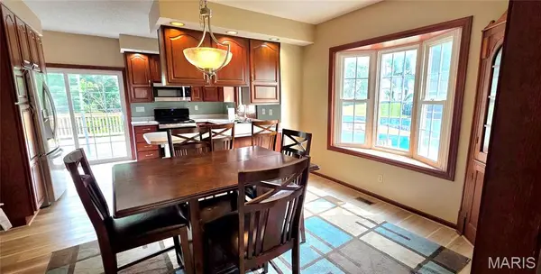 1040 William ST, Chester, IL 62233