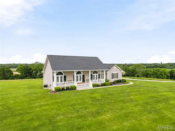 887 Burt LN, New Haven, MO 63068