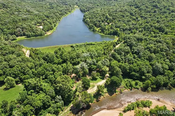 2207 Big River TRL, De Soto, MO 63020