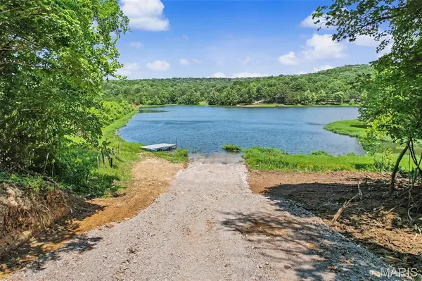 2207 Big River TRL, De Soto, MO 63020