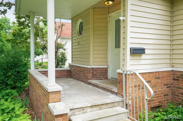 217 W Walnut ST, Benld, IL 62009