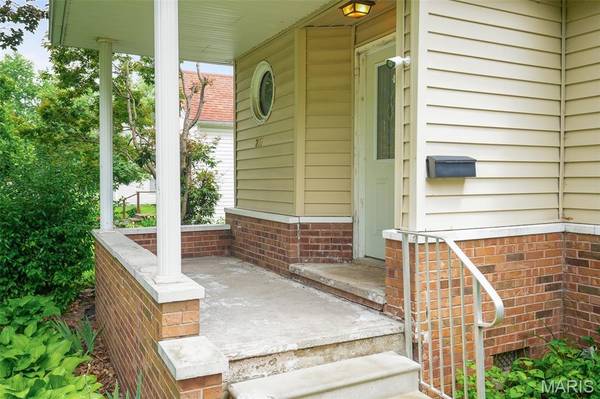 217 W Walnut ST, Benld, IL 62009