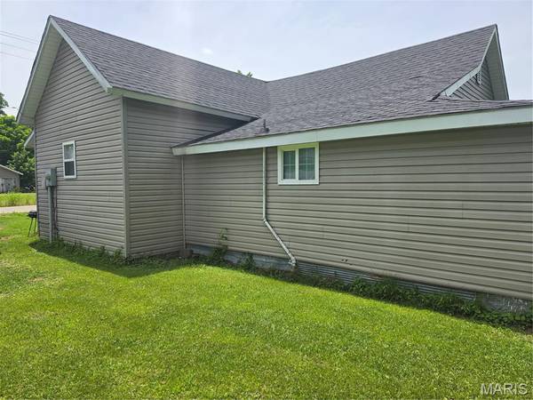 Address not disclosed, Poplar Bluff, MO 63901