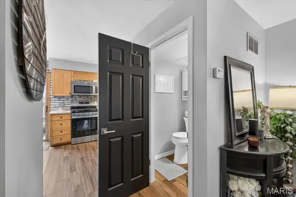 7903 Royal Arms CT, Crestwood, MO 63123