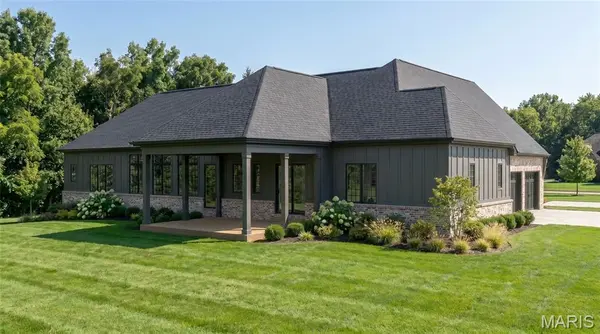 1 TBB Sedona @ Manor Hill, Town And Country, MO 63131