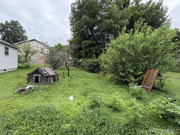 1005 Spring ST, Poplar Bluff, MO 63901