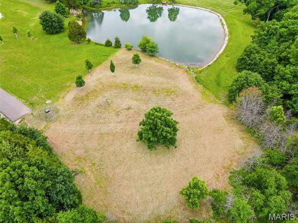 2693 Klor LN, Innsbrook, MO 63390