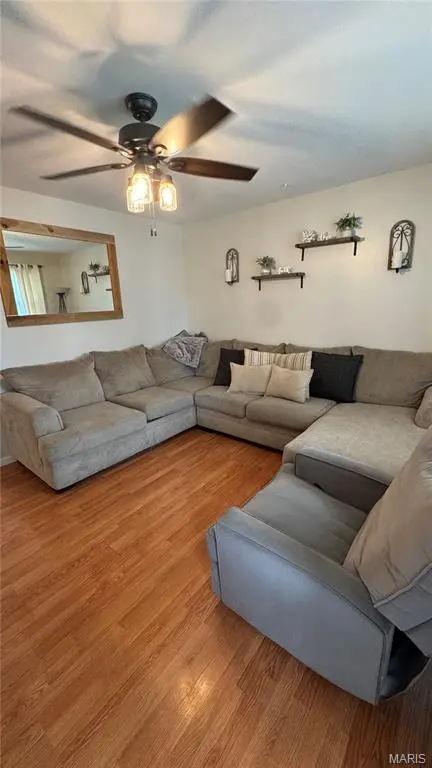15 Junction DR, Old Monroe, MO 63369