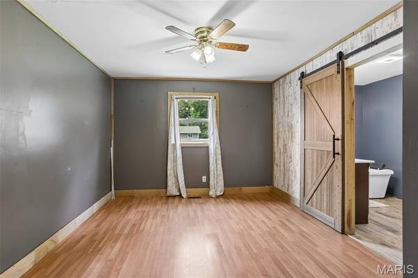 706 N Locust ST, Litchfield, IL 62056