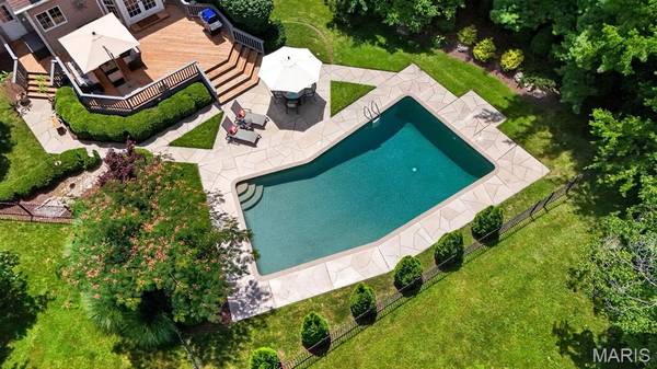 12825 Brighton Woods DR, Town And Country, MO 63131