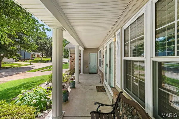 7207 Emerald Hill CT, St Louis, MO 63129