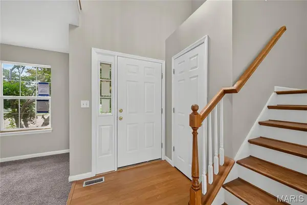 14 Spring Time CT, St Charles, MO 63303