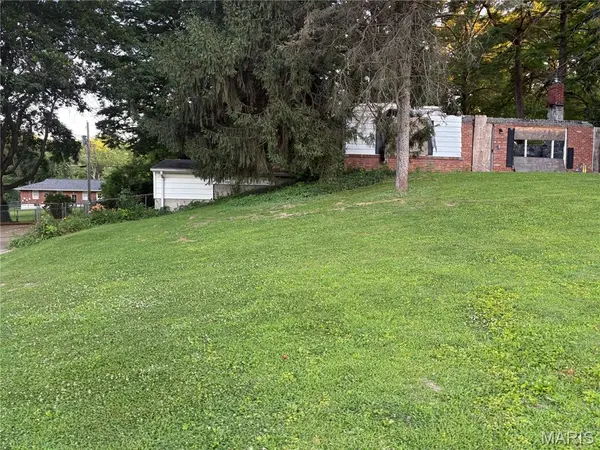 1214 Thatcher AVE, Dellwood, MO 63135