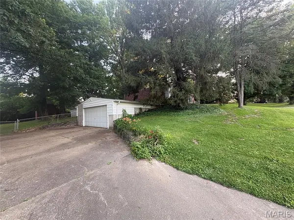 1214 Thatcher AVE, Dellwood, MO 63135