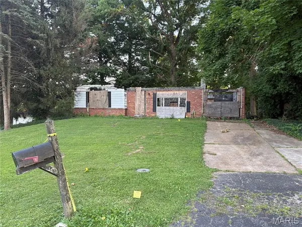 1214 Thatcher AVE, Dellwood, MO 63135