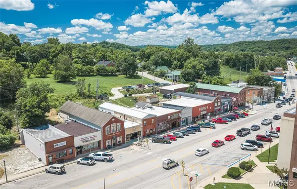 322 Historic Route 66 E, Waynesville, MO 65583