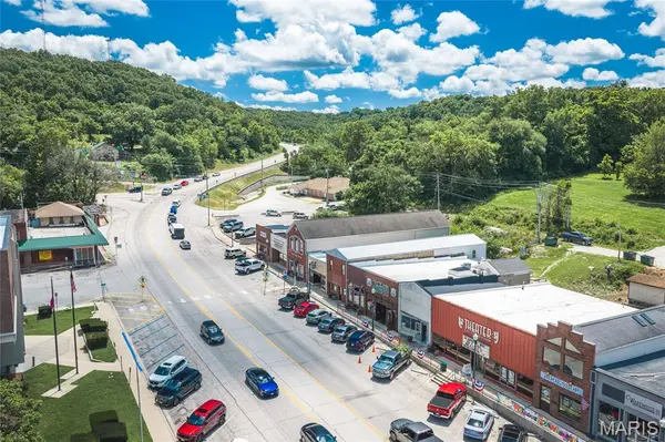 322 Historic Route 66 E, Waynesville, MO 65583
