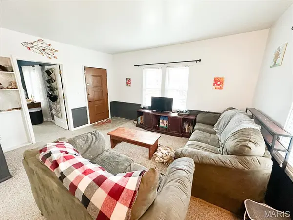 807 E 4th ST, Salem, MO 65560