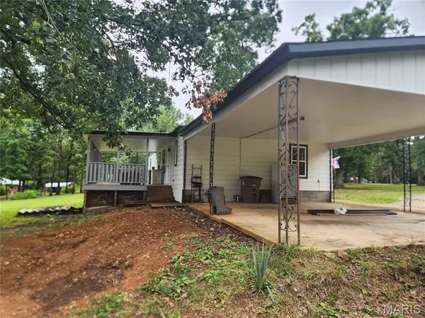 1131 Wayne Route V, Piedmont, MO 63957