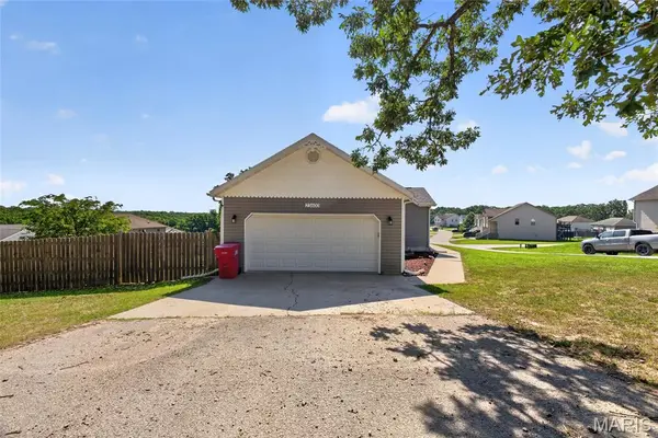 23600 Roulette RD, Waynesville, MO 65583