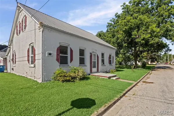 700 Walnut ST, Germantown, IL 62245