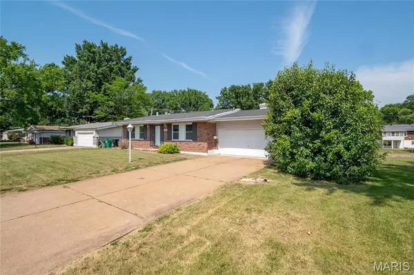 11010 Ebert DR, St Louis, MO 63136