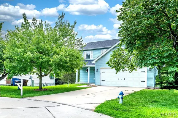 822 Estes Park DR, St Peters, MO 63376