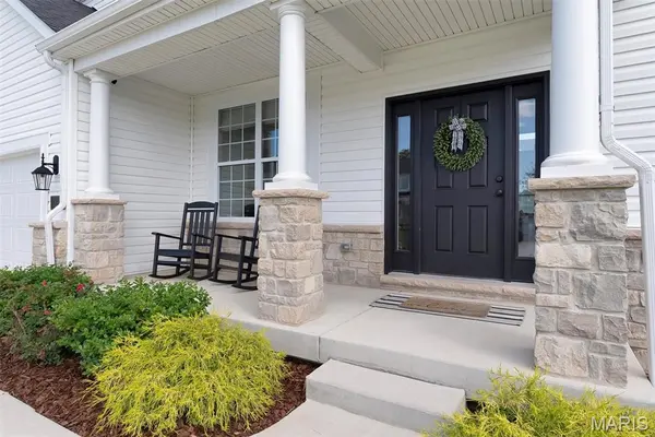 310 Rose Branchlet CT, Wentzville, MO 63385