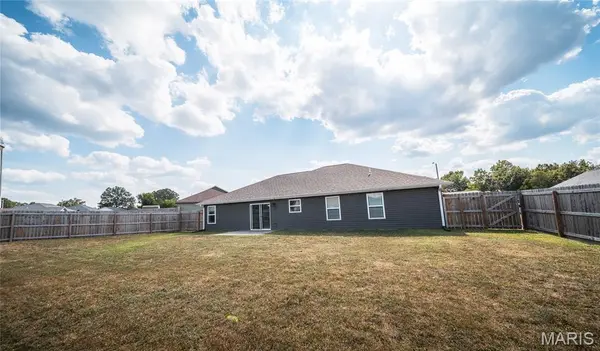 133 La Vista DR, Waynesville, MO 65583