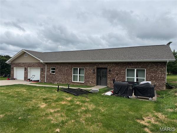 74 Block Lane, Montgomery City, MO 63361