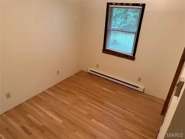 904 Kansas Street, Mountain View, MO 65548