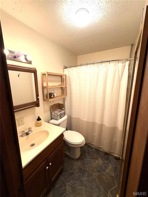 904 Kansas Street, Mountain View, MO 65548