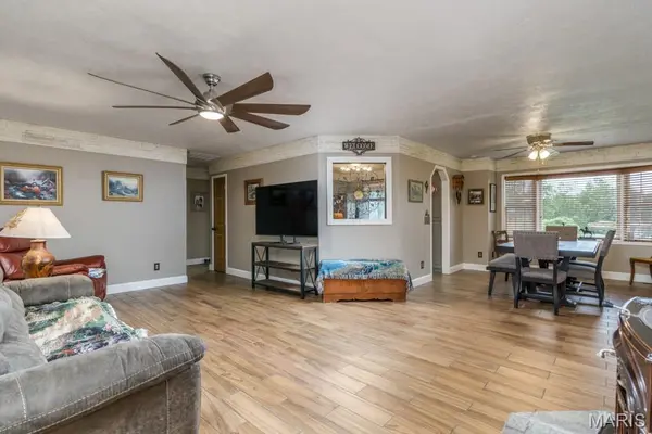 235 Springfield RD, Buffalo, MO 65622