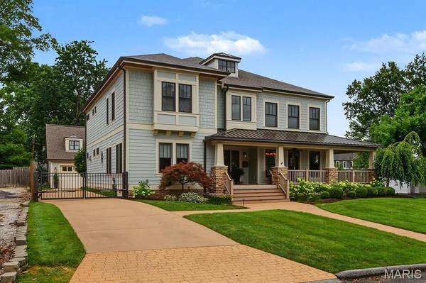 102 Edwin AVE, St Louis, MO 63122