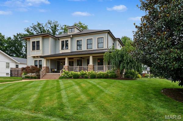 102 Edwin AVE, St Louis, MO 63122