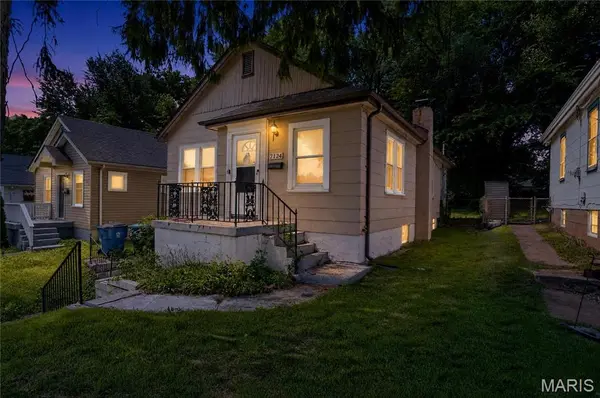 7124 Dawson PL, Jennings, MO 63136