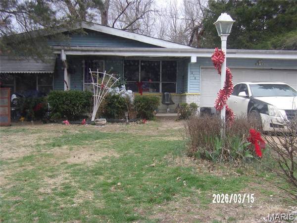 2181 Orbitt DR, St Louis, MO 63136