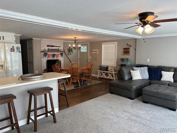 20 Pinnacle DR, New Florence, MO 63363