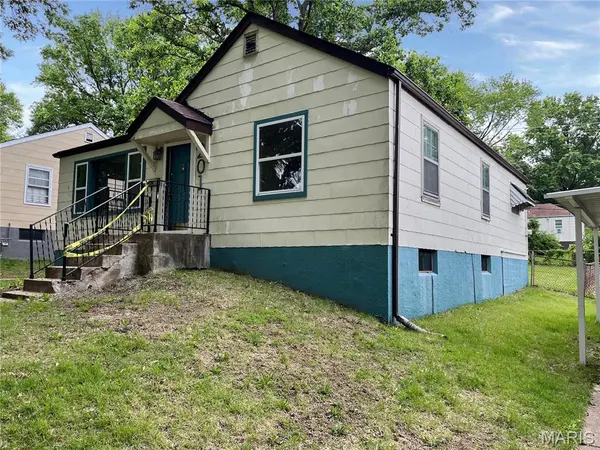 2016 Raft DR, St Louis, MO 63133