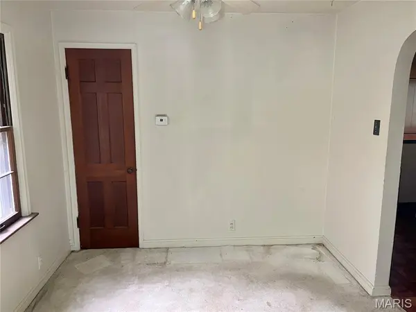 2016 Raft DR, St Louis, MO 63133