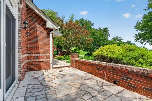 277 Larimore Valley DR, Wildwood, MO 63005