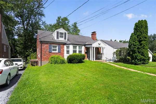 127 S Hartnett AVE, Ferguson, MO 63135